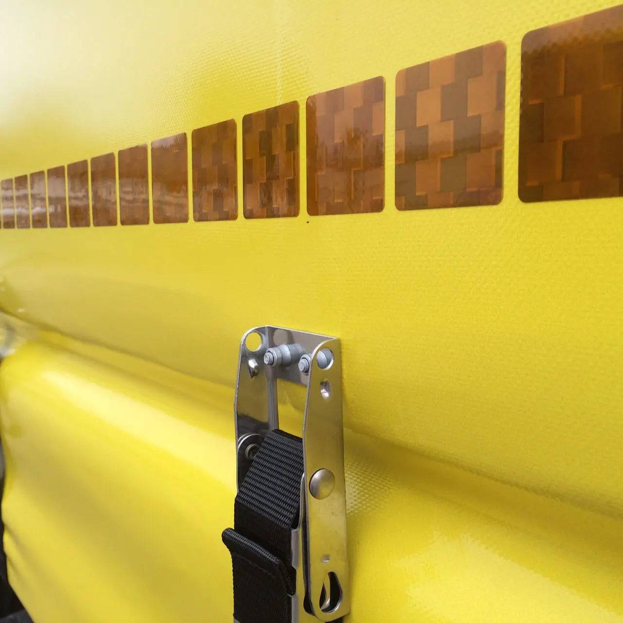 Avery Dennison Contourmarkering Rood voor zeildoek per meter - Reflexfolie