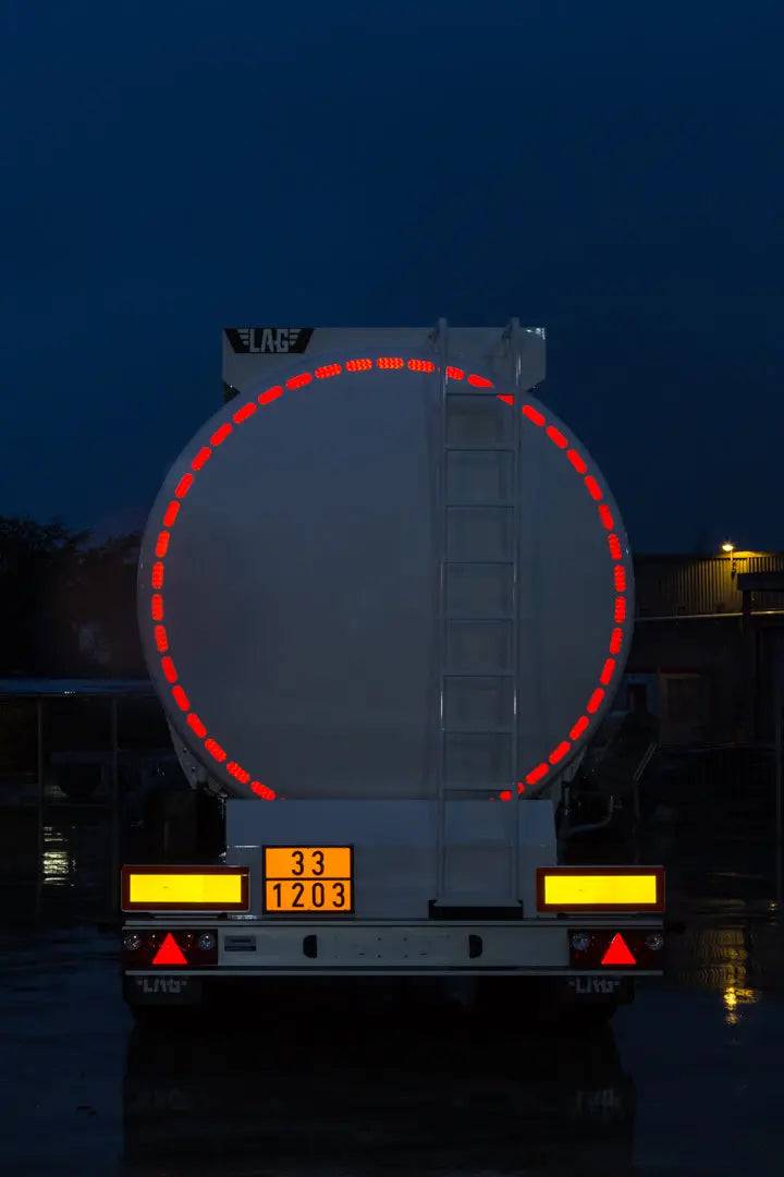 Avery Dennison Contourmarkering Tanker Wit per meter - Reflexfolie