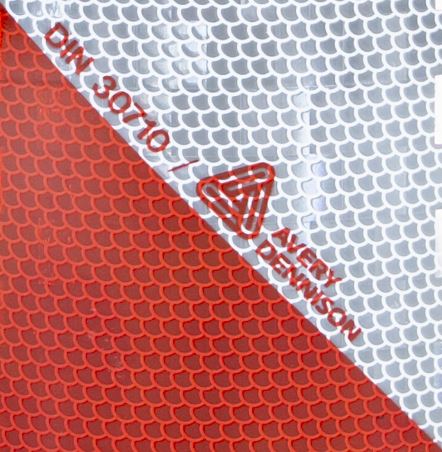 Industriemarkierung Rot/Weiß rechtsweisend 141 mm - Reflexmarkierung