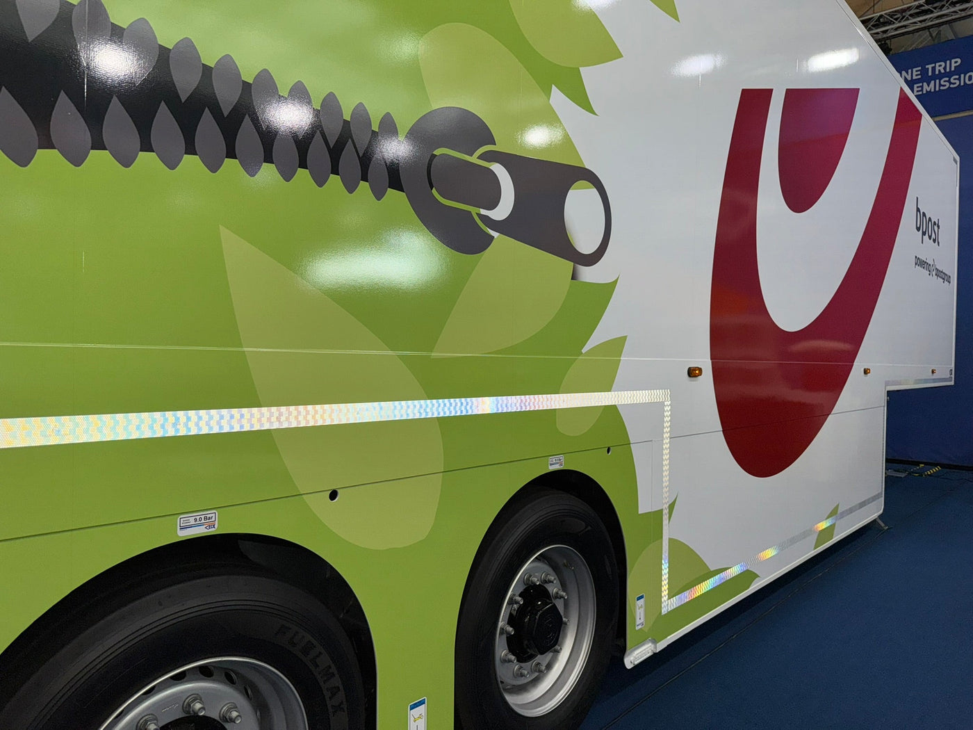 Avery Dennison Konturmarkierung Festaufbau - Reflexmarkierung